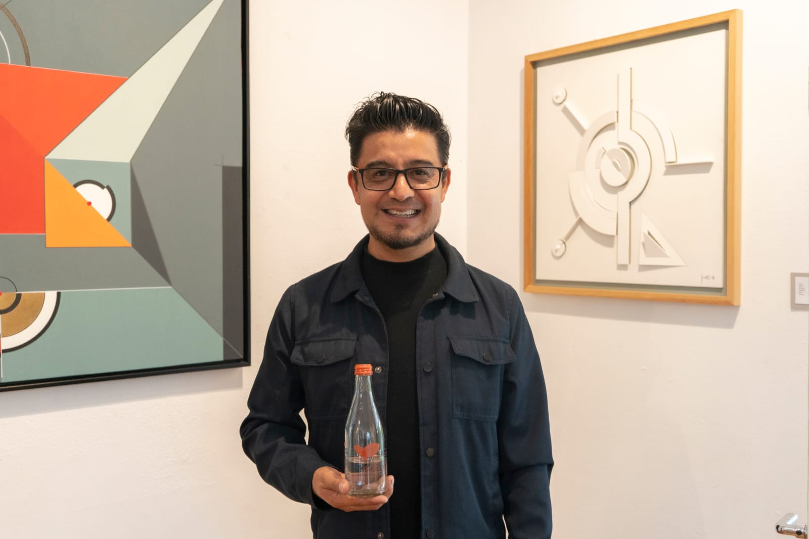 Inauguran con éxito la exposición “Donde el cosmos no olvida” del hidalguense Silvino Lópeztovar
