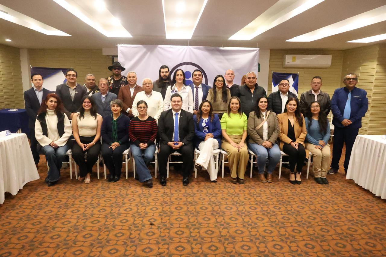 Rinden protesta integrantes del Consejo Consultivo Ciudadano panista