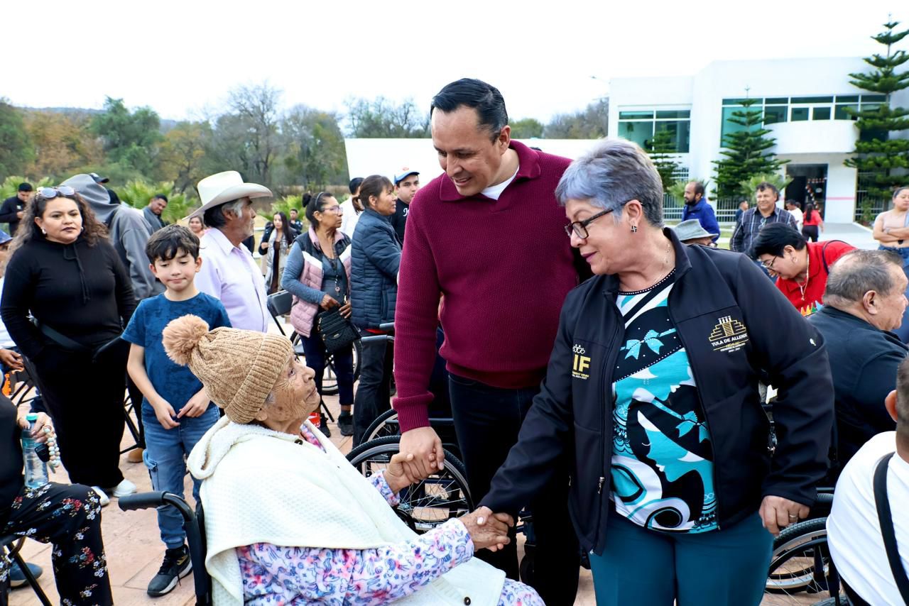 Gobierno de Tula de Allende y DIF Municipal reciben donación de sillas de ruedas por parte de la Iglesia de Jesucristo de los Santos de los Últimos Días