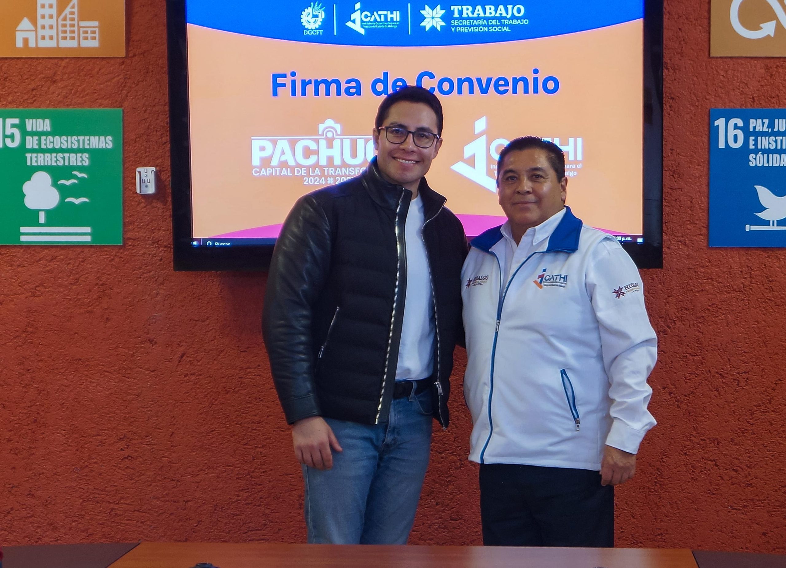 Firman ICATHI y Ayuntamiento de Pachuca convenio para impulsar la profesionalización