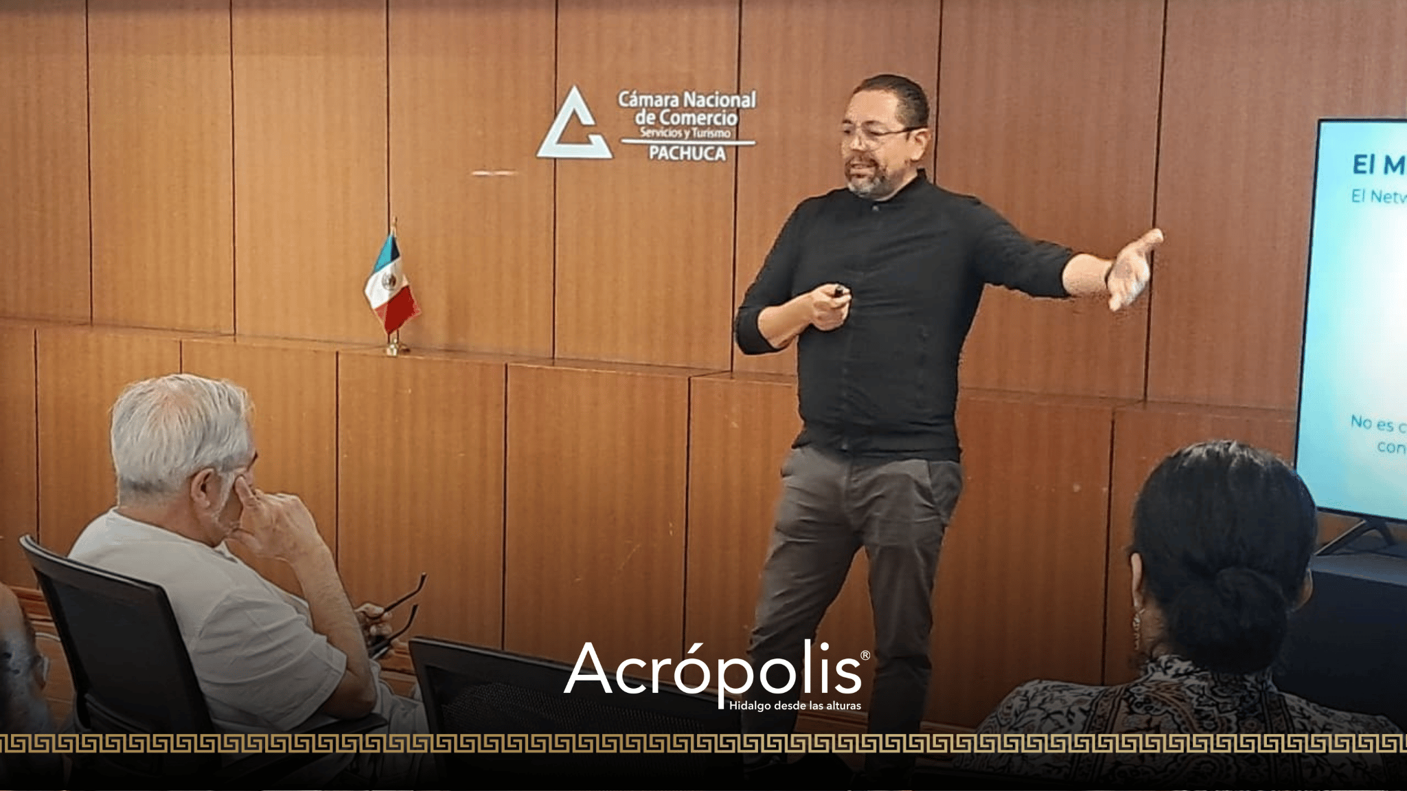 Networking estratégico y alianzas, ejes de capacitación empresarial en CANACO Pachuca